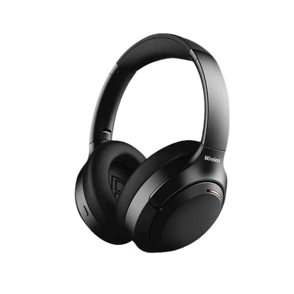 Casti gaming wireless Trevix negre, over-ear, fotografie produs pe fundal alb (vedere laterală)